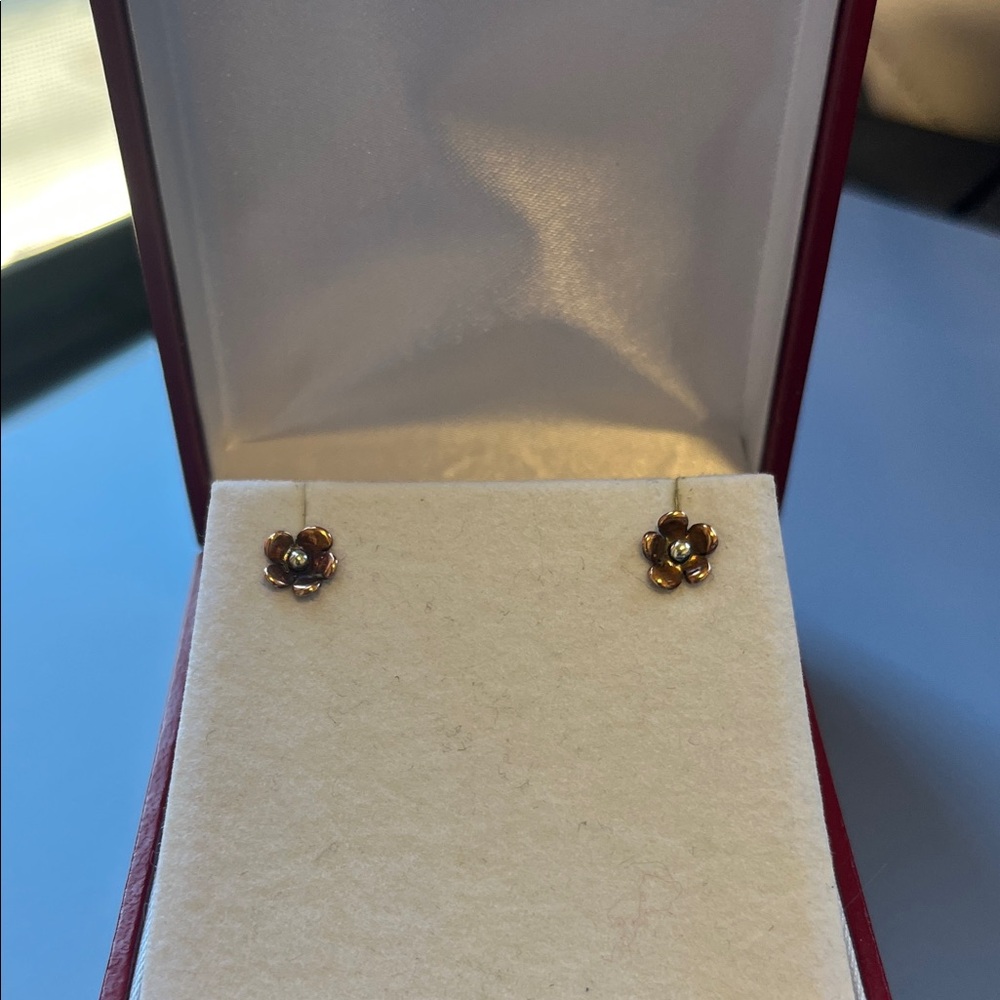 Dainty copper flower earrings